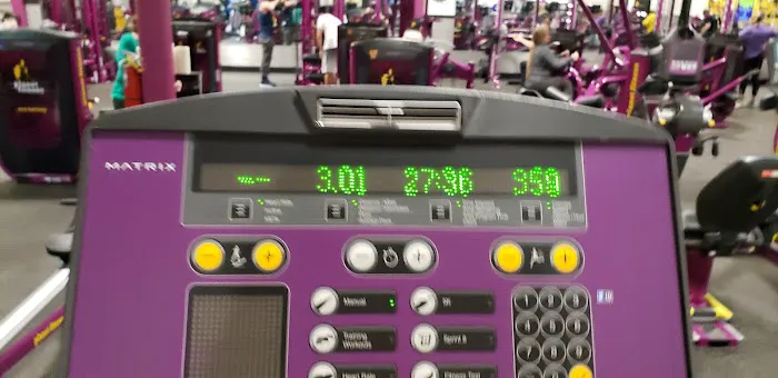 Planet Fitness Picture 2