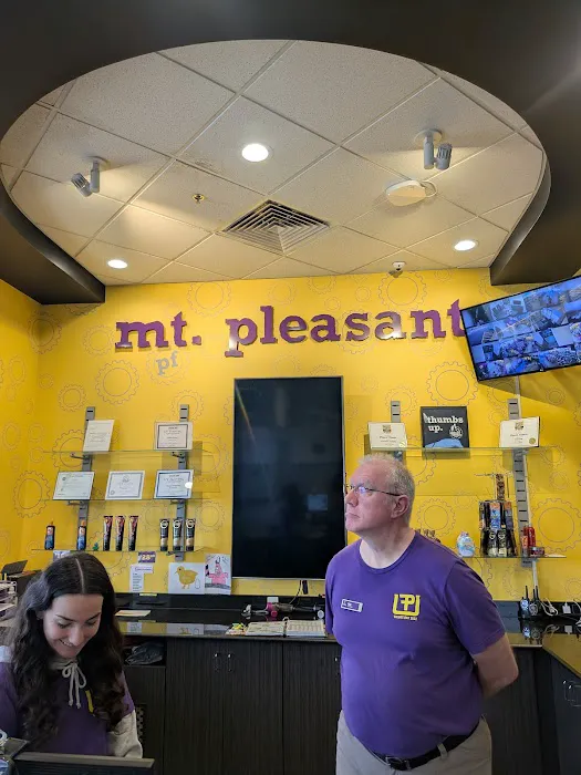 Planet Fitness Picture 6