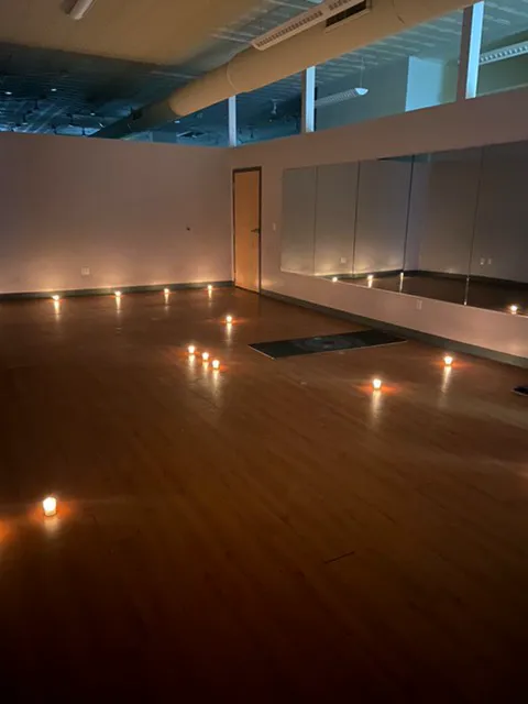Lavender Lounge Yoga & Wellness Studio Picture 3