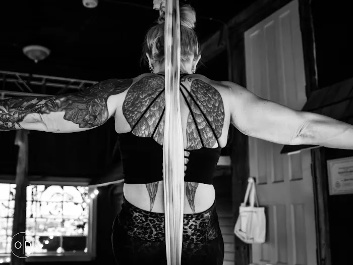 Fly Creek Aerial Yoga Picture 7