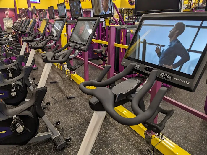 Planet Fitness Picture 2
