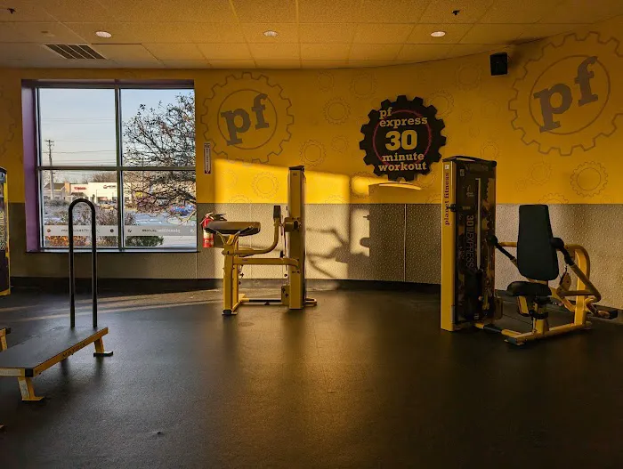 Planet Fitness Picture 4