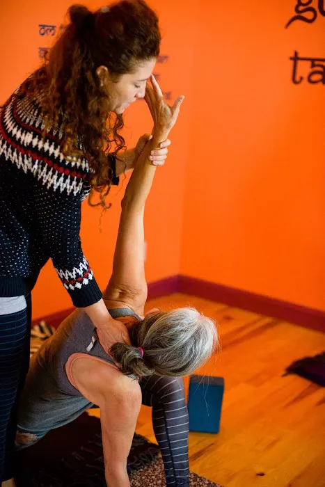 beBhakti Yoga Center Picture 8