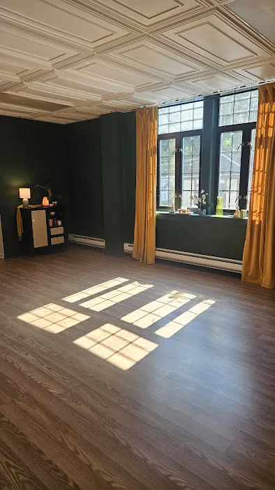 Wild Yoga LLC Picture 1