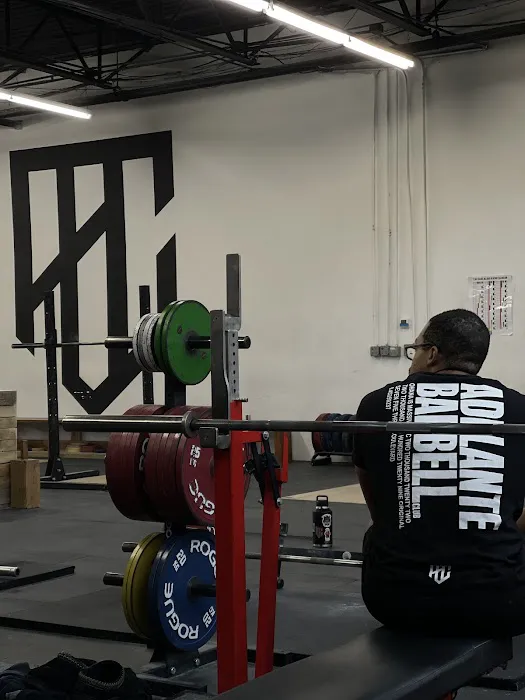 Adelante Barbell Club Picture 10