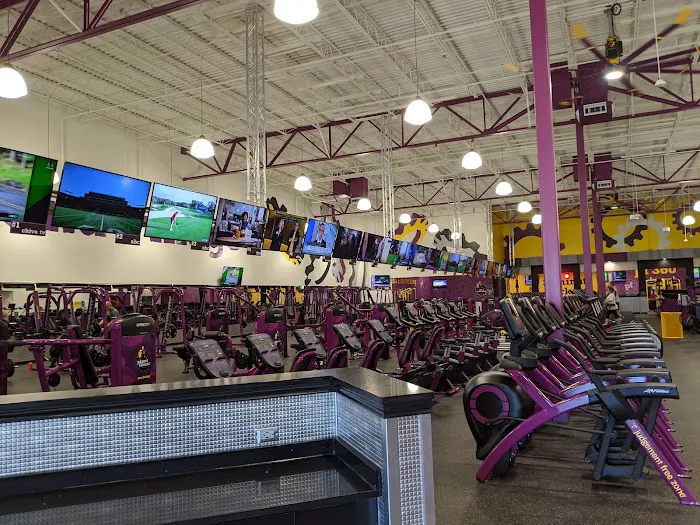 Planet Fitness Picture 2