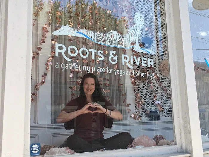 Roots & River Yoga Picture 2