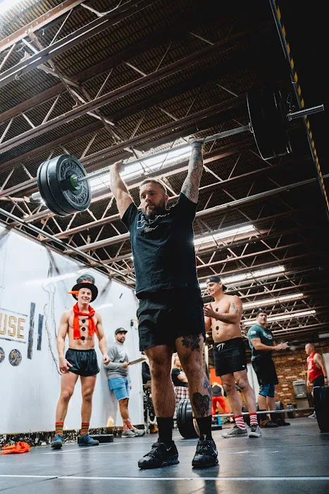 351 Barbell Club Picture 4