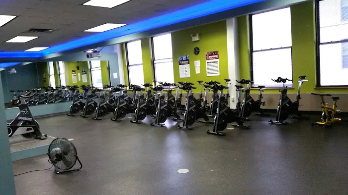 uPtown Fitness Picture 10