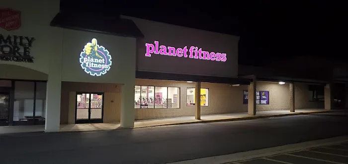 Planet Fitness Picture 2