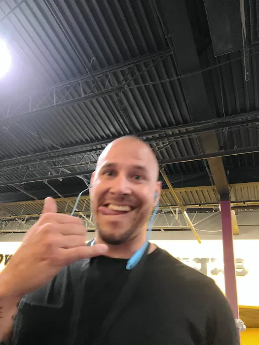 Planet Fitness Picture 8