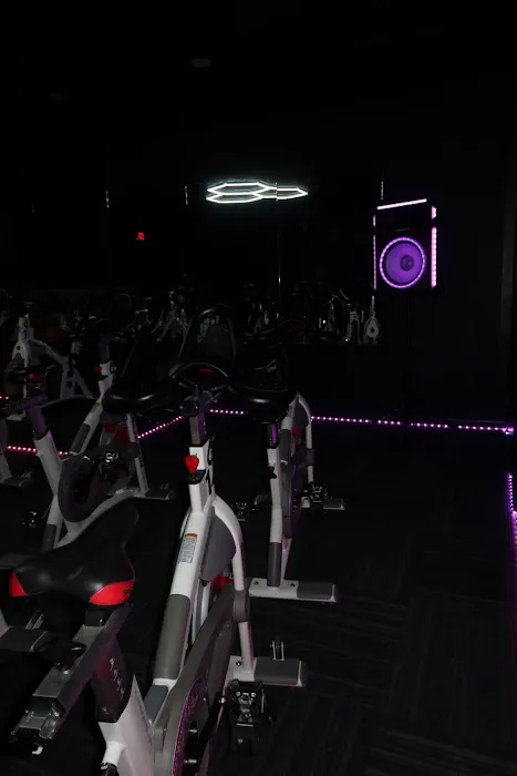 drip. spin studio Picture 1