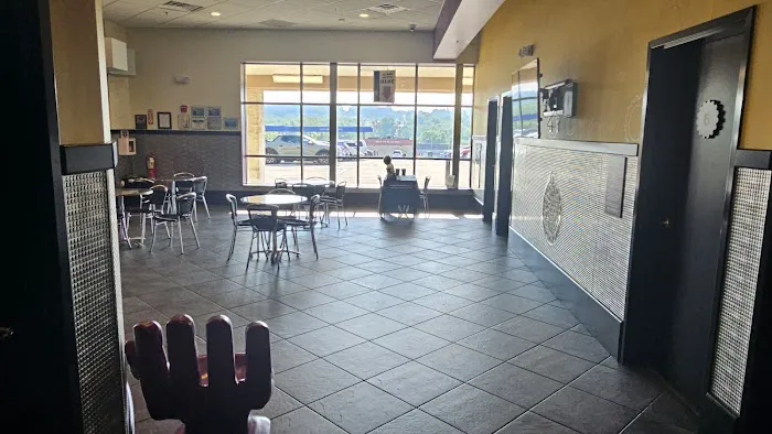 Planet Fitness Picture 9