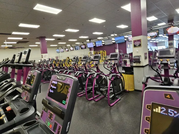 Planet Fitness Picture 4