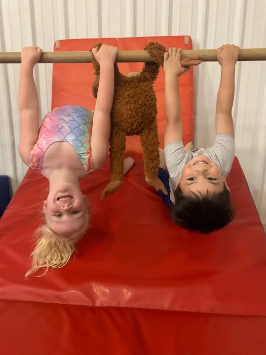 Head Over Heels Picture 4