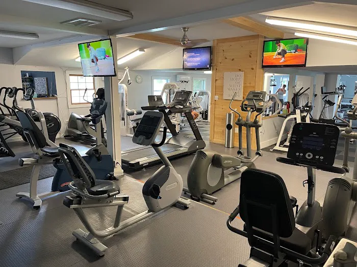 28 West Gym Picture 3