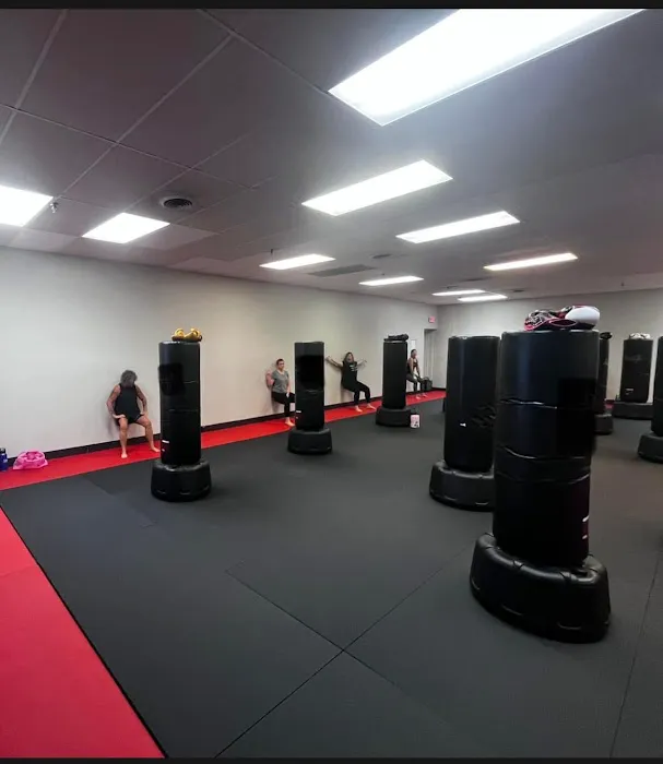 Core Cardio Kickboxing Picture 9