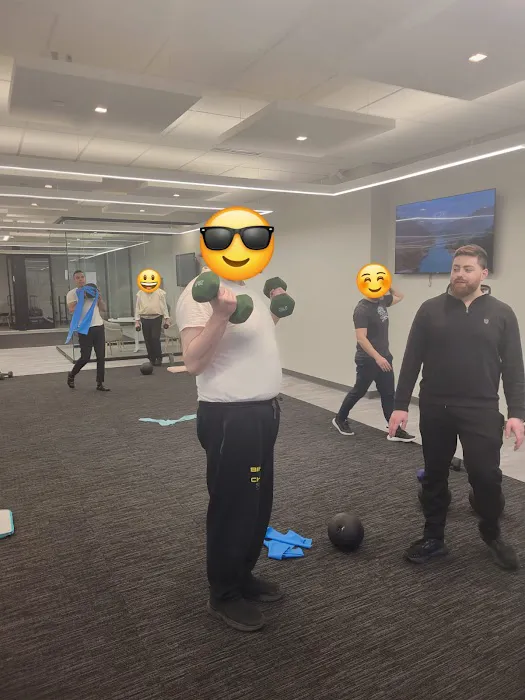 Dee Fitness Picture 8
