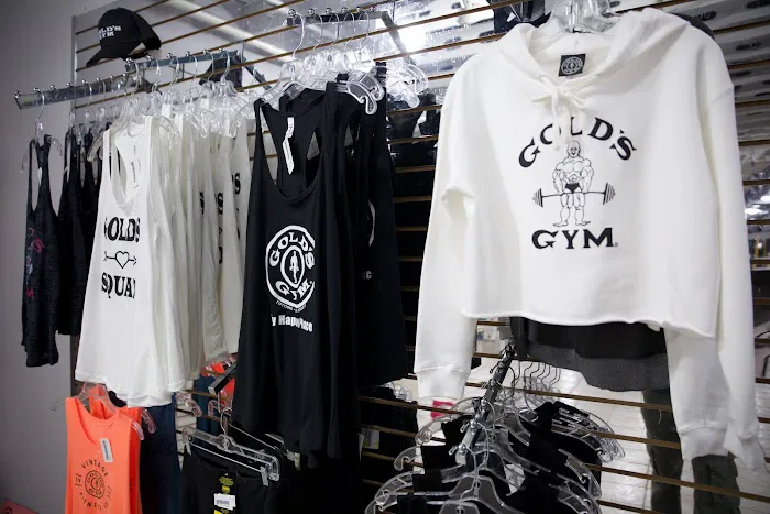 Gold's Gym Picture 9