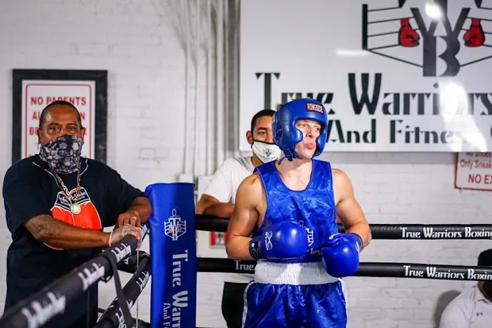 True warriors boxing Picture 1