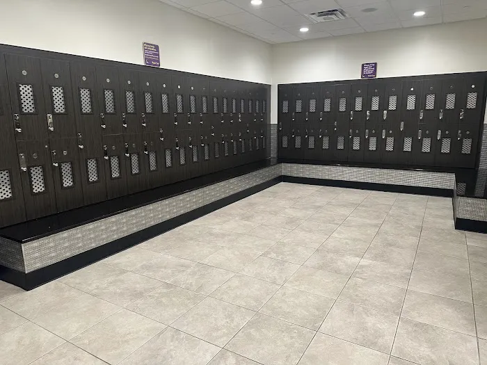 Planet Fitness Picture 4