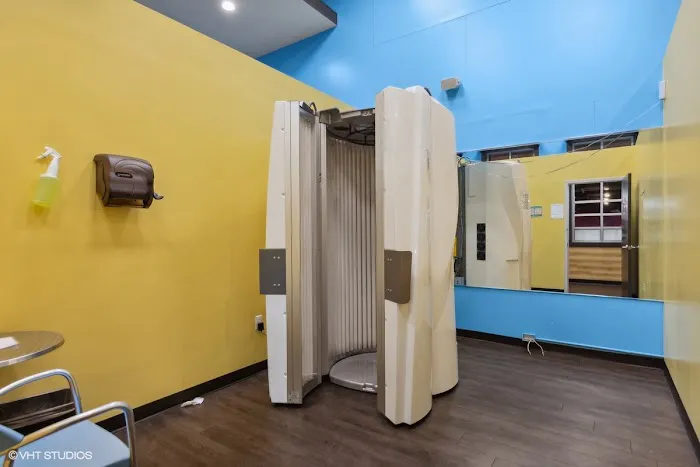 Crunch Fitness - Staten Island South Picture 3