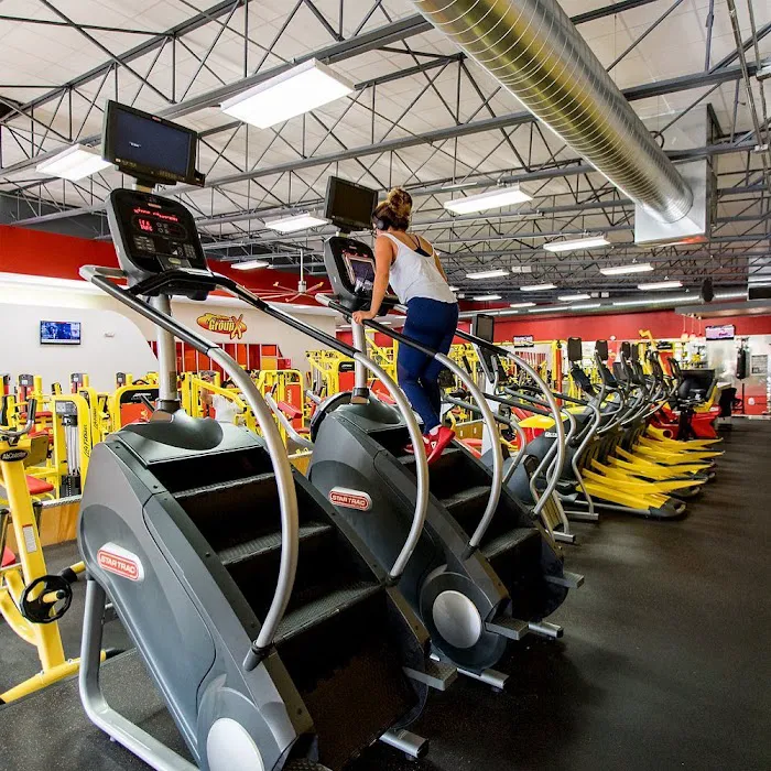 Retro Fitness Picture 4