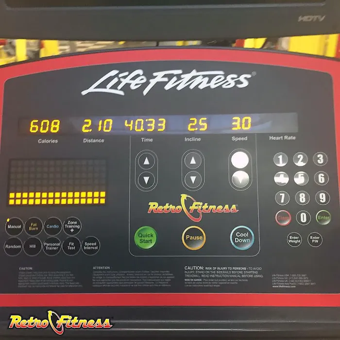 Retro Fitness Picture 3