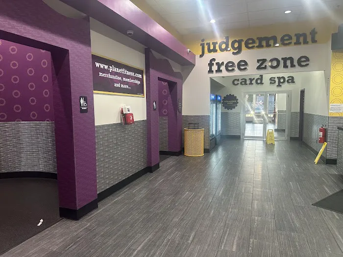 Planet Fitness Picture 4