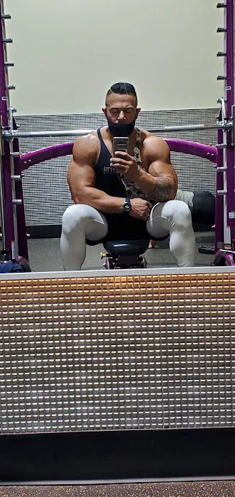 Planet Fitness Picture 8