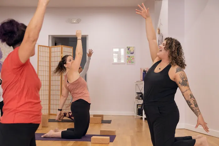 Iris Yoga Picture 2