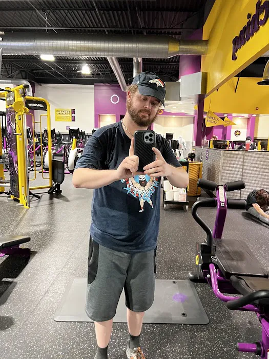 Planet Fitness Picture 3