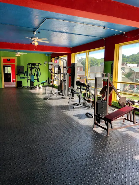 Tri-County Health & Fitness Picture 5