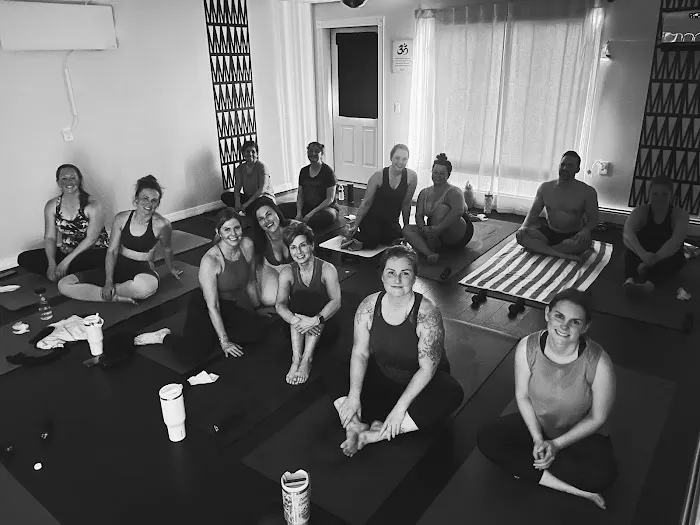 Xhale Hot Yoga Studio Picture 6