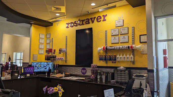 Planet Fitness Picture 9