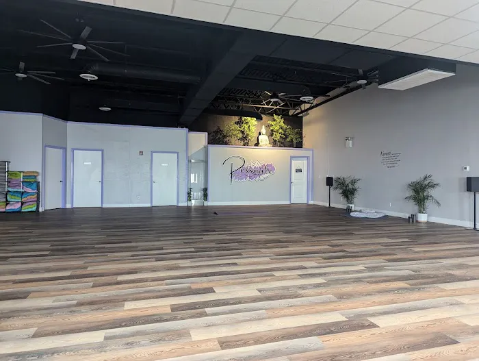 Resonate Yoga, Reiki and Wellness Center Picture 10