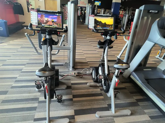 Average Joe's Fitness Center Picture 10