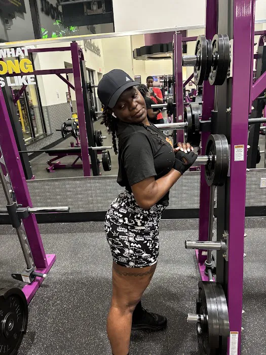 Planet Fitness Picture 2