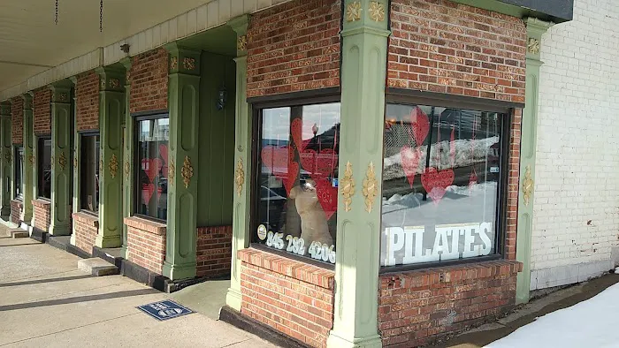 PILATES CONTROLOGY STUDIO Picture 3