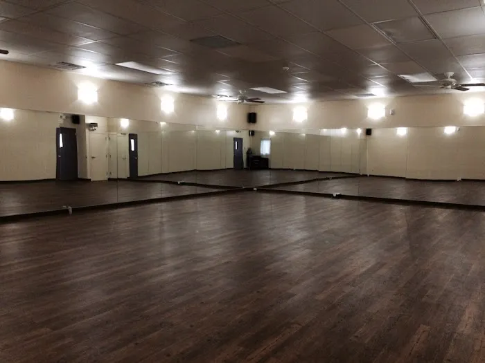 Radiance Hot Yoga - Glenmont Picture 7