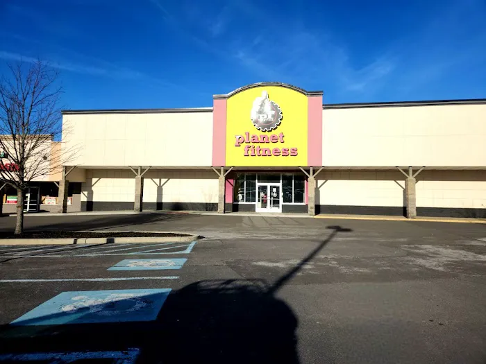 Planet Fitness Picture 4