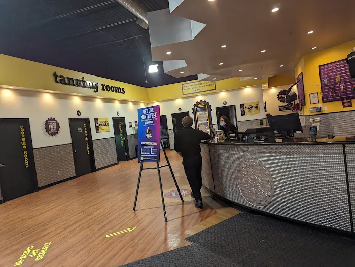 Planet Fitness Picture 7