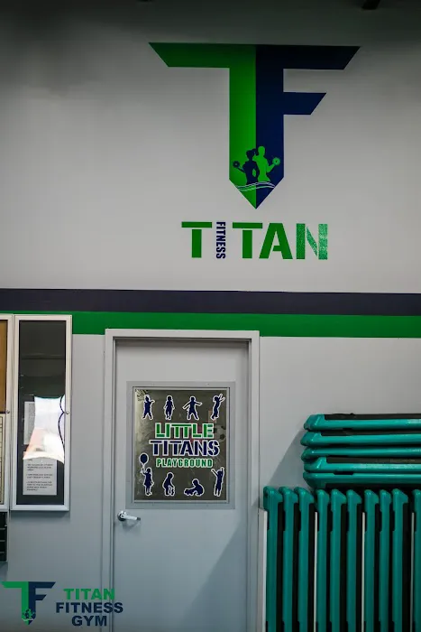 Titan Fitness Gym Picture 9