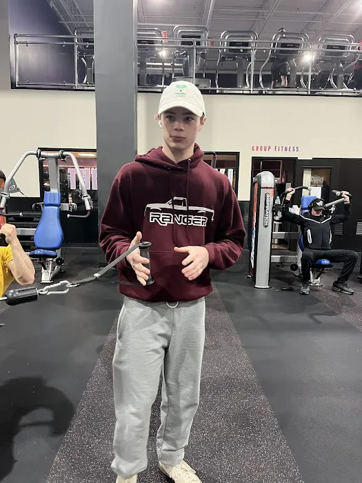 Crunch Fitness - New City Picture 4