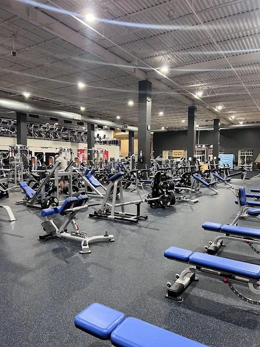 Crunch Fitness - New City Picture 9