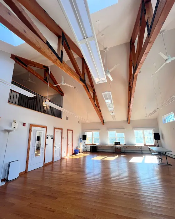 Jamie Surya Yoga Studio Picture 4