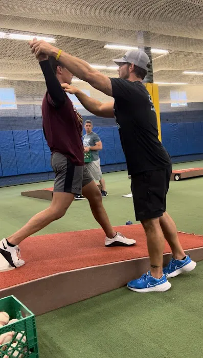 Top Gun Pitching Picture 3