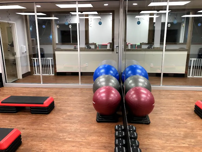 Fitness 19 Picture 2