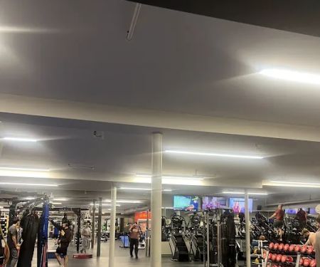 Crunch Fitness - Midland Park