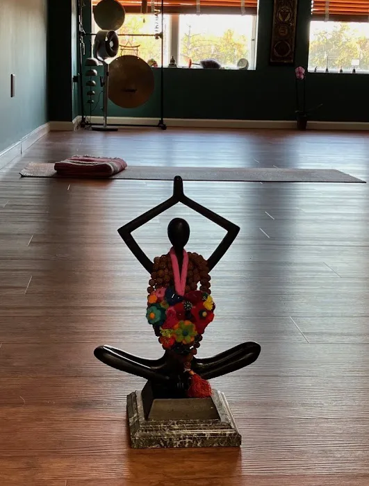 Y-Stretch Studio Picture 10